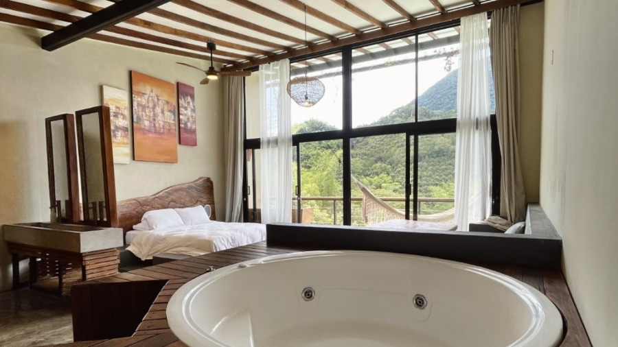 Retiro de lujo consciente en un eco hotel cerca de Medellín, Cerro Tusa Springs